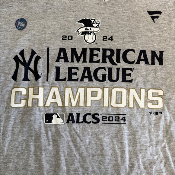 Fanatics New York Yankees 2024 American League Champions Locker Shirt Gray LG - Picture 3 of 5